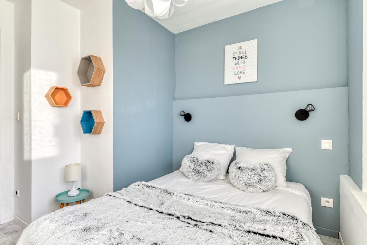 Les Couleurs Du Monde ! Parking Et Balcon Apartment Carcassonne Bagian luar foto